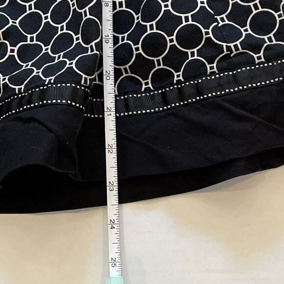 Cotton Black & White Geometric / Circle Print A-Line, Flare, Full Skirt, Size 18 - Picture 9 of 10